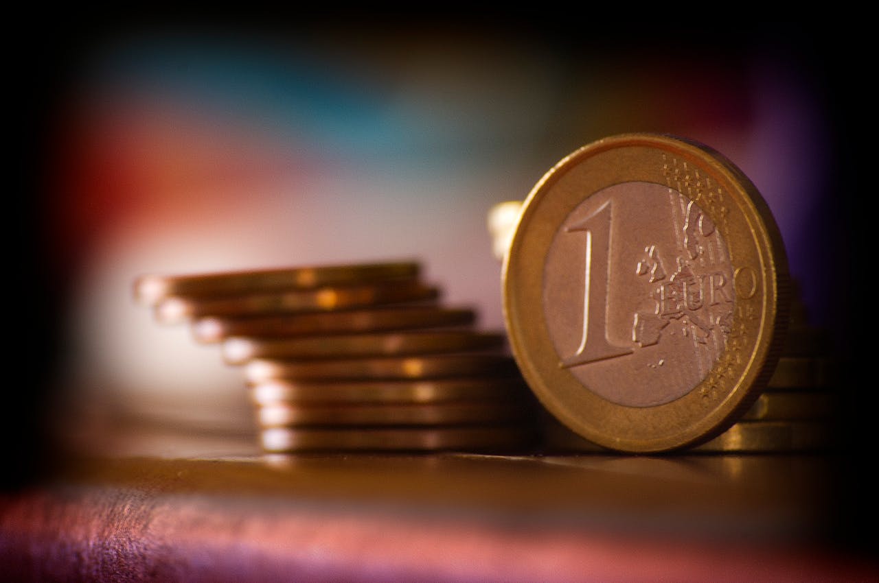 Economii în familie: cum implici și copiii în deciziile financiare