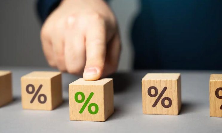 Comparație între dobândă fixă și dobândă variabilă, opțiuni de creditare
